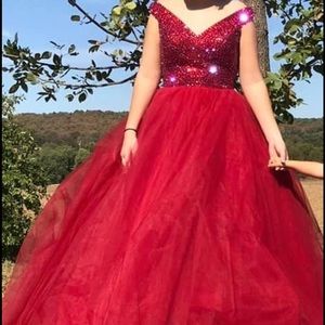 Sherri Hill Dress size 8